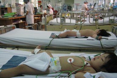 Bệnh tay chân miệng tái phát theo chiều hướng nguy hiểm