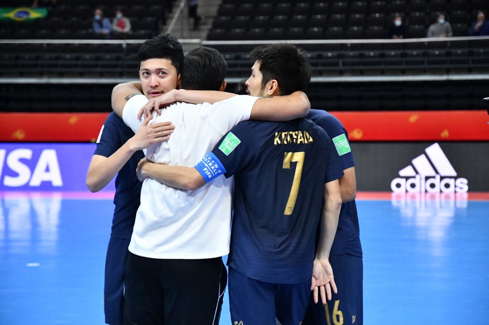 Ngôi sao futsal Thái Lan ê chề lý giải thất bại của đội nhà - 1 Ngôi sao futsal Thái Lan ê chề lý giải thất bại của đội nhà - 1