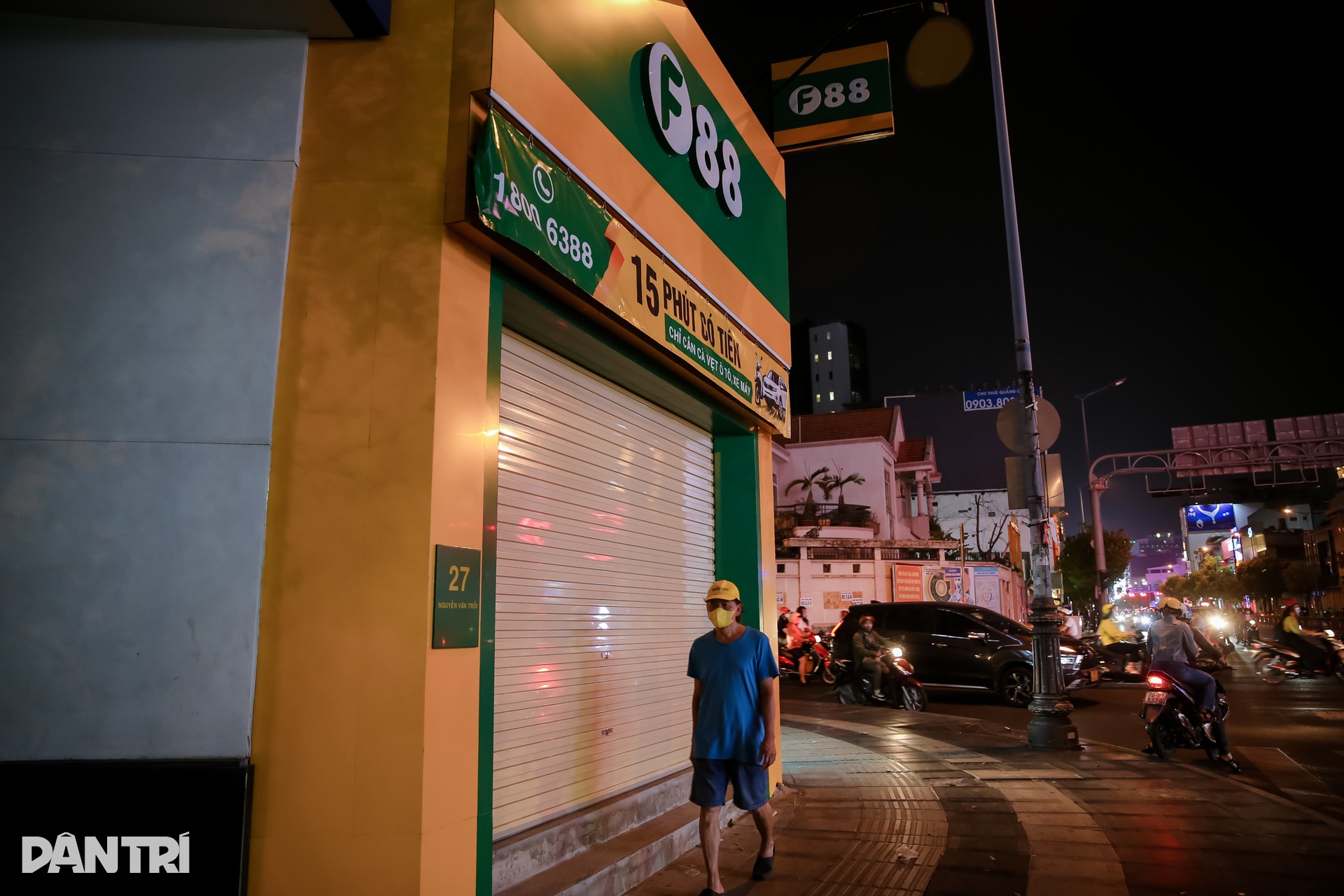 Cảnh sát khám xét hàng loạt chi nhánh Công ty F88 ở TPHCM - 4