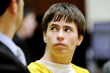 Gái tuổi “băm” giả trai 14 đi lừa tình