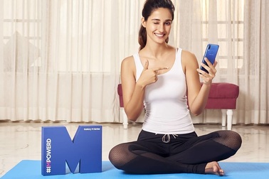 Chiến lược chiếm lĩnh phân khúc tầm trung của Samsung