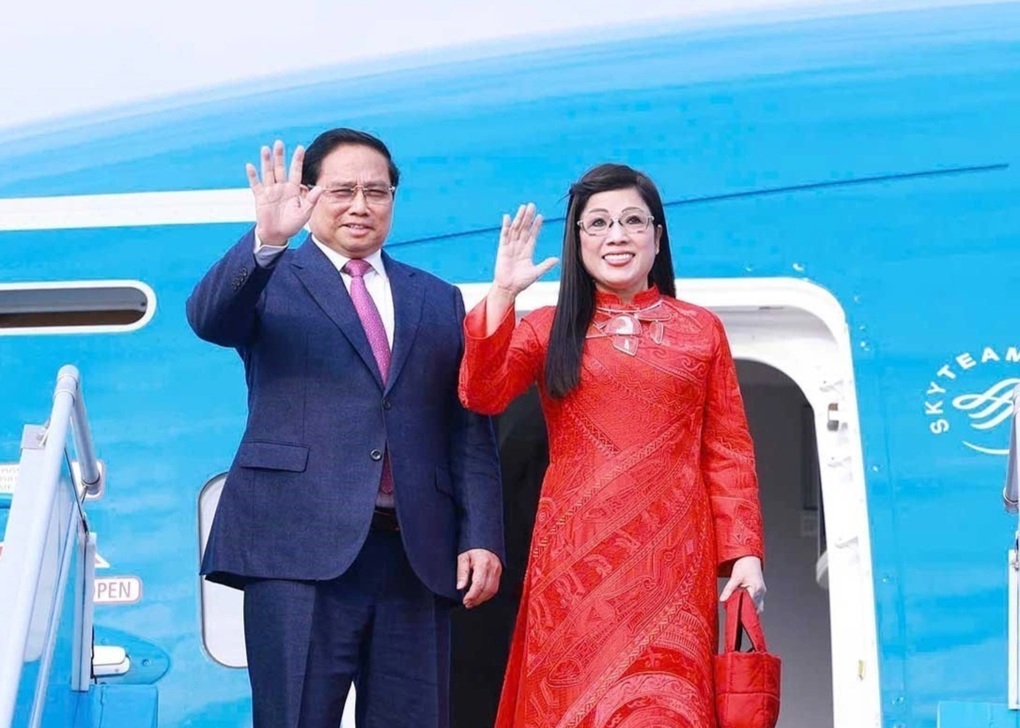 Thủ tướng và Phu nhân lên đường thăm chính thức Ba Lan, Séc và dự Hội nghị WEF - 1 Thủ tướng và Phu nhân lên đường thăm chính thức Ba Lan, Séc và dự Hội nghị WEF - 1