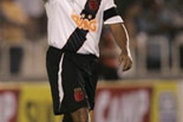 "Qủy lùn" Romario bị treo giò 120 ngày vì doping