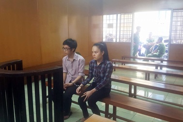 Đối tượng chuyển giới chuyên bóp “của quý” khách nước ngoài để trộm điện thoại