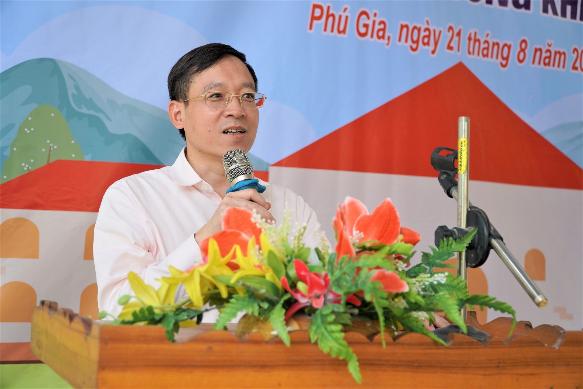 View - Ngập tràn niềm vui ngày khánh thành điểm trường Dân trí tại vùng "chảo lửa" | Báo Dân trí