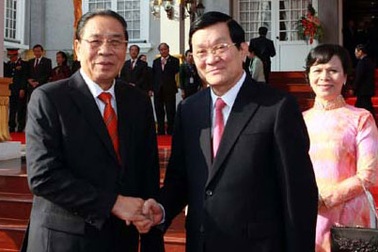 Chủ tịch nước Trương Tấn Sang lên đường thăm CHDCND Lào
