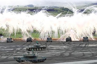 Nhật Bản tập trận tái chiếm đảo giữa lúc căng thẳng với Trung Quốc leo thang