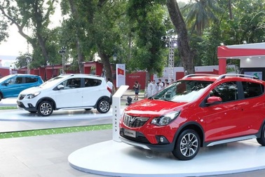 10 xe bán chạy 2/2021: VinFast Fadil vươn lên dẫn đầu, Kia Seltos bứt phá