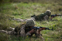 Báo Anh: Anh huấn luyện biệt kích Ukraine chuẩn bị giành lại Crimea