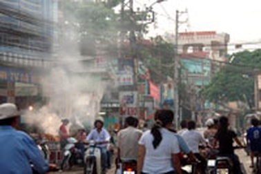 “Đánh cắp” hành lang đường bộ