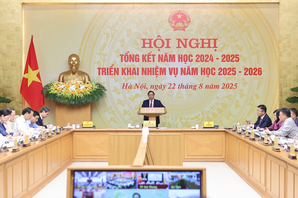 Thủ tướng: Huy động nghệ sĩ, vận động viên tham gia giáo dục trong trường - 2 Thủ tướng: Huy động nghệ sĩ, vận động viên tham gia giáo dục trong trường - 2