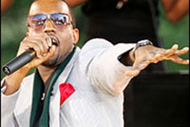 Kanye West chỉ trích Bush trên truyền hình trực tiếp