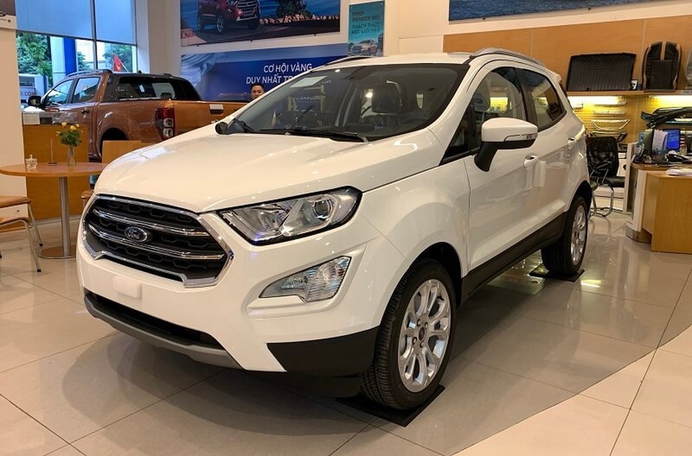 Thêm 4 mẫu ô tô giảm giá cao nhất đến 300 triệu đồng - 2 Thêm 4 mẫu ô tô giảm giá cao nhất đến 300 triệu đồng - 2