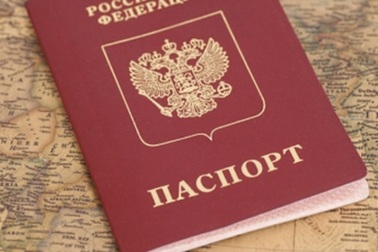 Tổng thống Putin trao quốc tịch Nga cho hai người gốc Việt