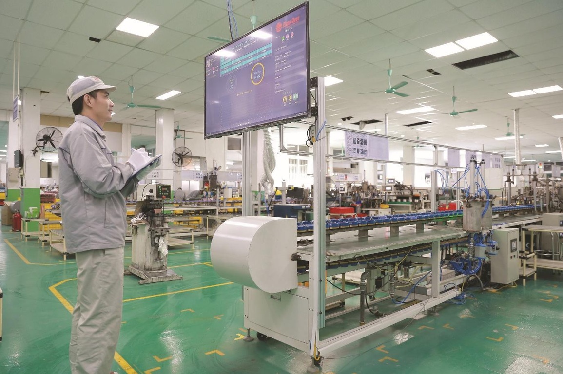 Hướng đi giúp Rạng Đông phát triển theo cấp số nhân - 2 Hướng đi giúp Rạng Đông phát triển theo cấp số nhân - 2