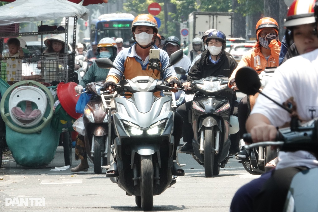 Từ vụ shipper bị tấn công vì từ chối cắt lông chó: Nghề sơ hở là... bị đánh - 4