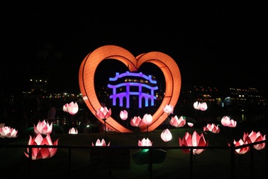 Hệ thống điện năng lượng mặt trời "thắp sáng" Hội An