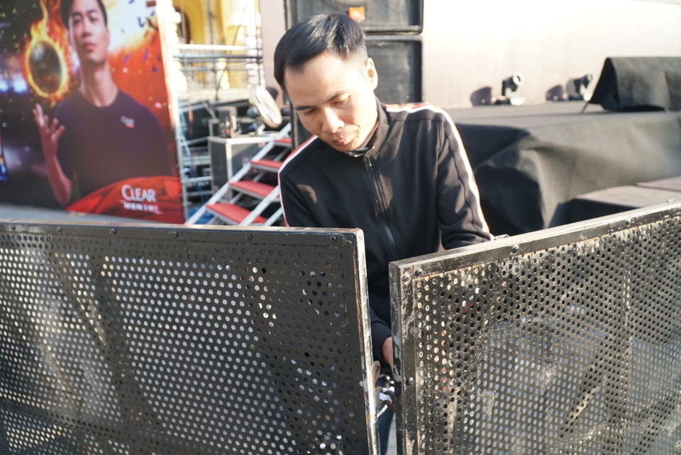 Ba màn hình khổng lồ phục vụ khán giả trận U22 Việt Nam - U22 Indonesia - 5