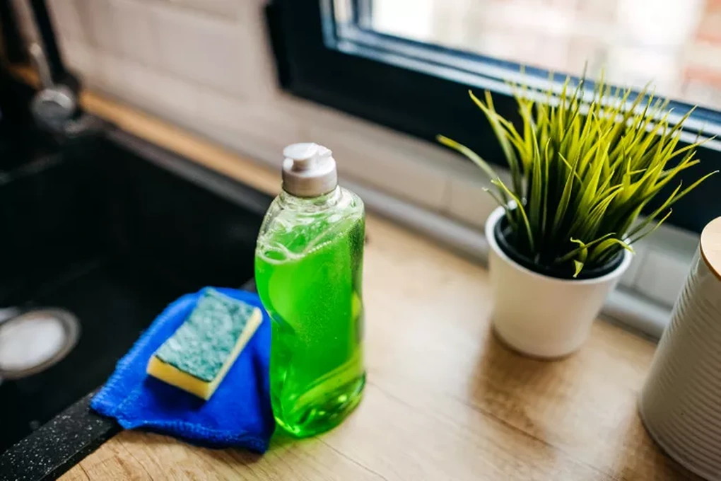 6 thứ chuyên gia khuyên tuyệt đối không nên bày trên bàn bếp - 4 6 thứ chuyên gia khuyên tuyệt đối không nên bày trên bàn bếp - 4