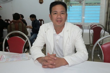 Người chủ quán nhiều lần trả lại tiền cho khách bỏ quên