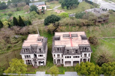 Bên trong dự án Thung lũng Hoa Hồng "đắp chiếu" cả thập kỷ