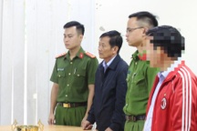 Khởi tố Tổng Giám đốc Công ty cổ phần cao su Sơn La