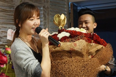 Choáng vì hành động lãng mạn Trấn Thành dành cho Hari Won