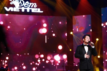 “Đêm Viettel” - “Tiếng hát át… tiếng mưa”