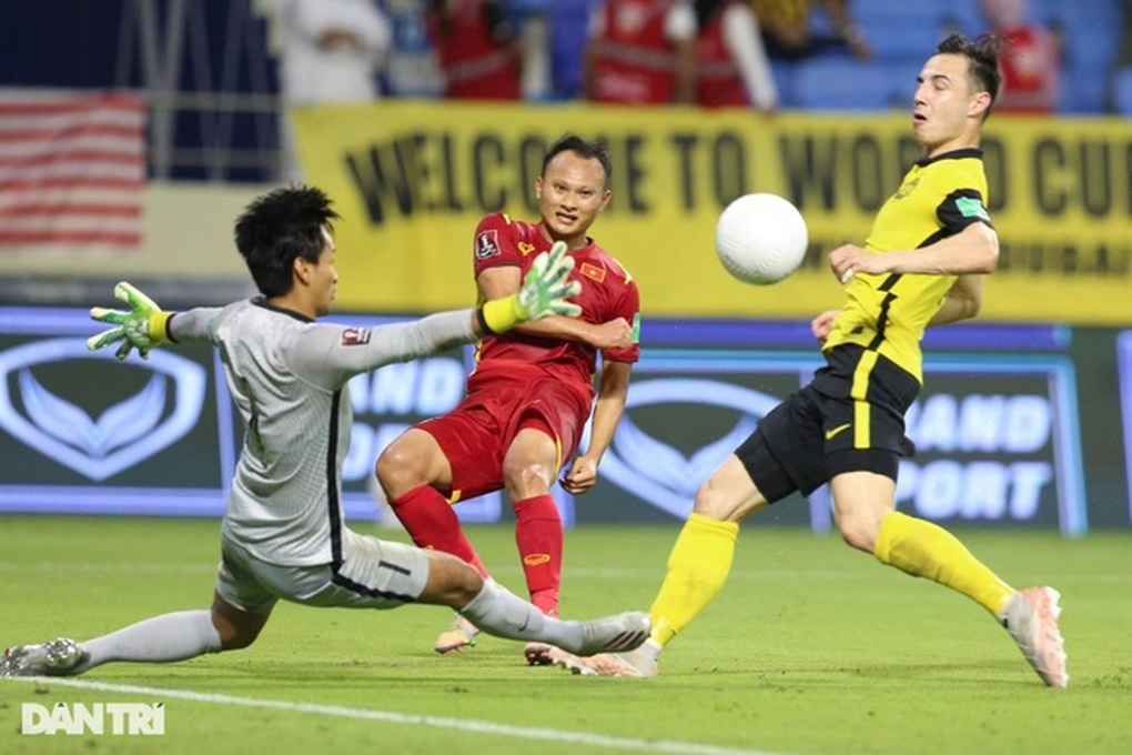 Cầu thủ nhập tịch vòi tiền để khoác áo đội tuyển Malaysia - 2 Cầu thủ nhập tịch vòi tiền để khoác áo đội tuyển Malaysia - 2