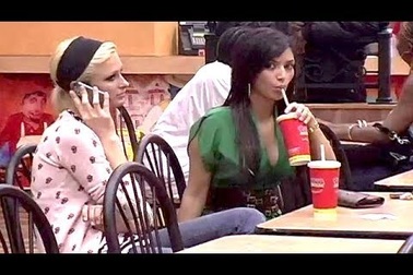 Kim Kardashian và Paris Hilton đi chơi hồi năm 2006