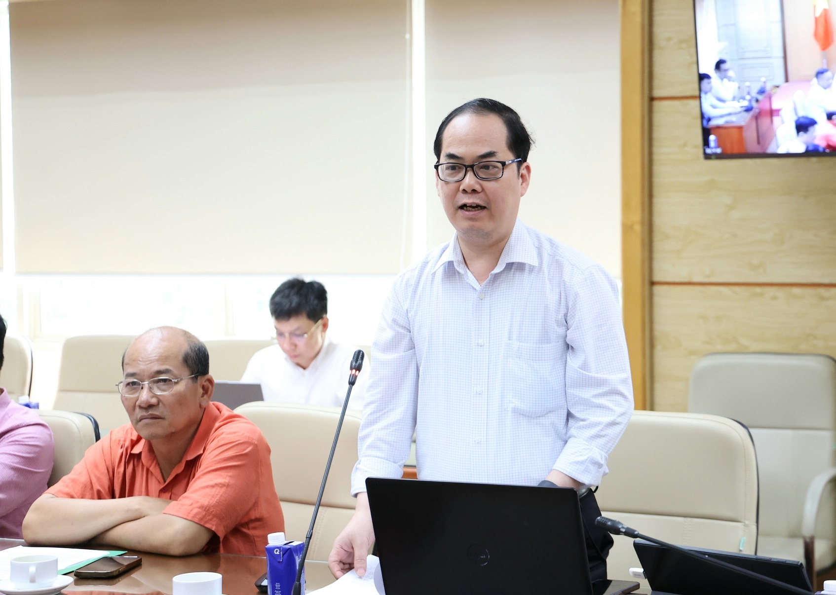 Bộ Y tế truy nguyên nhân xảy ra nhiều vụ sữa, thuốc giả - 2