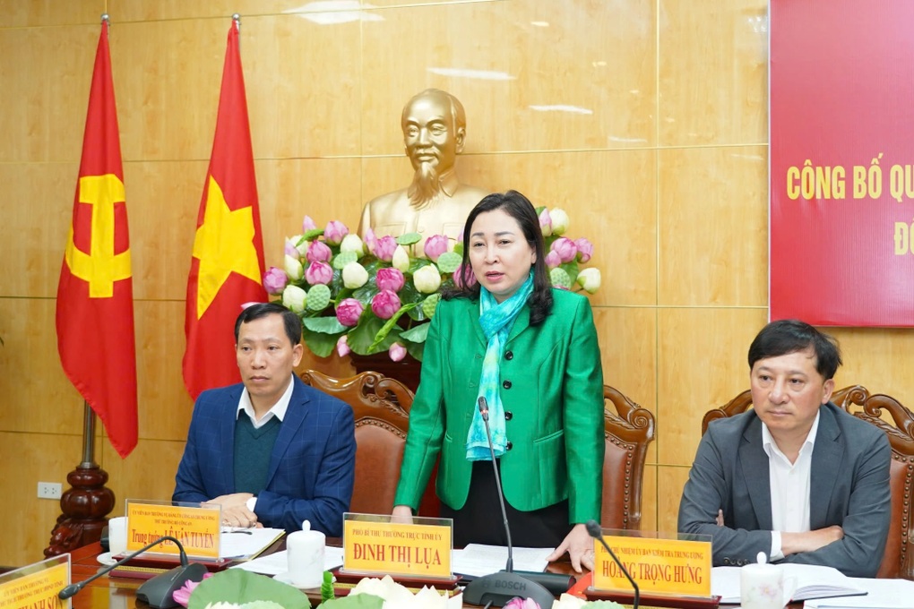 Công bố quyết định kiểm tra của Bộ Chính trị đối với BTV Tỉnh ủy Hà Nam - 3 Công bố quyết định kiểm tra của Bộ Chính trị đối với BTV Tỉnh ủy Hà Nam - 3