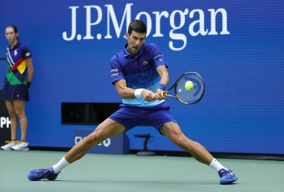 Djokovic khóc nức nở sau thất bại: Cuối cùng, Nole không phải cỗ máy! - 2 Djokovic khóc nức nở sau thất bại: Cuối cùng, Nole không phải cỗ máy! - 2