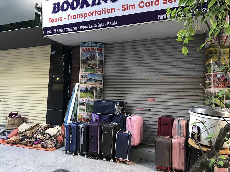 Hậu Covid-19, sảnh chờ khách sạn hạng sang thành quán trà đá vỉa hè - 12 Hậu Covid-19, sảnh chờ khách sạn hạng sang thành quán trà đá vỉa hè - 12