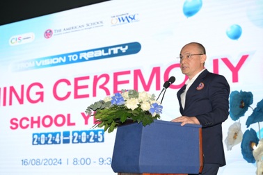 Chọn trường quốc tế cho con - Chiến lược đầu tư dài hạn của bố mẹ