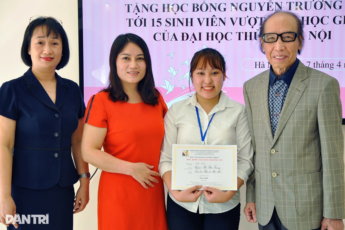 Học bổng Nguyễn Trường Tộ nối dài những giấc mơ cho sinh viên nghèo - 5 Học bổng Nguyễn Trường Tộ nối dài những giấc mơ cho sinh viên nghèo - 5