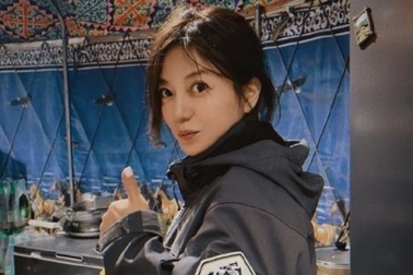 Triệu Vy hiếm hoi lộ diện sau khi bị phong tỏa hàng chục tỷ đồng