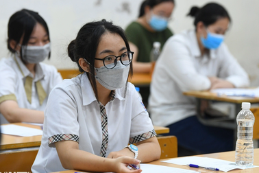 Hiện tượng nóng lên toàn cầu vào đề thi tiếng Anh lớp 10 tại Hà Nội