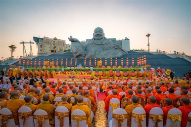 Lễ an vị Tôn tượng Bồ Tát Di Lặc linh thiêng trên đỉnh Bà Đen