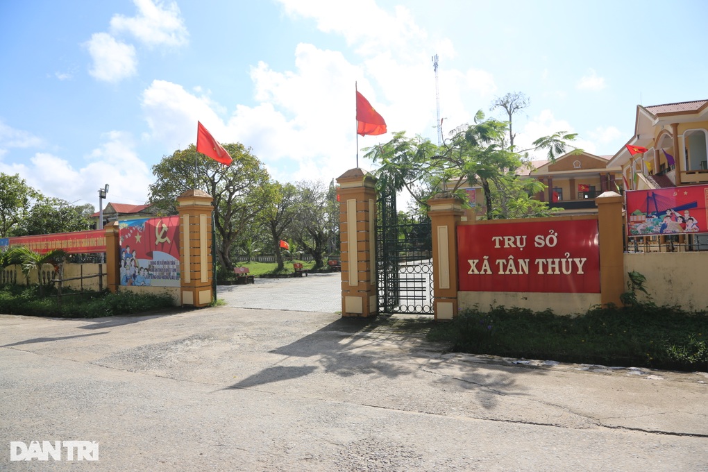 Trẻ sơ sinh, người khuyết tật cũng phải đóng góp xây dựng nông thôn mới - 4 Trẻ sơ sinh, người khuyết tật cũng phải đóng góp xây dựng nông thôn mới - 4