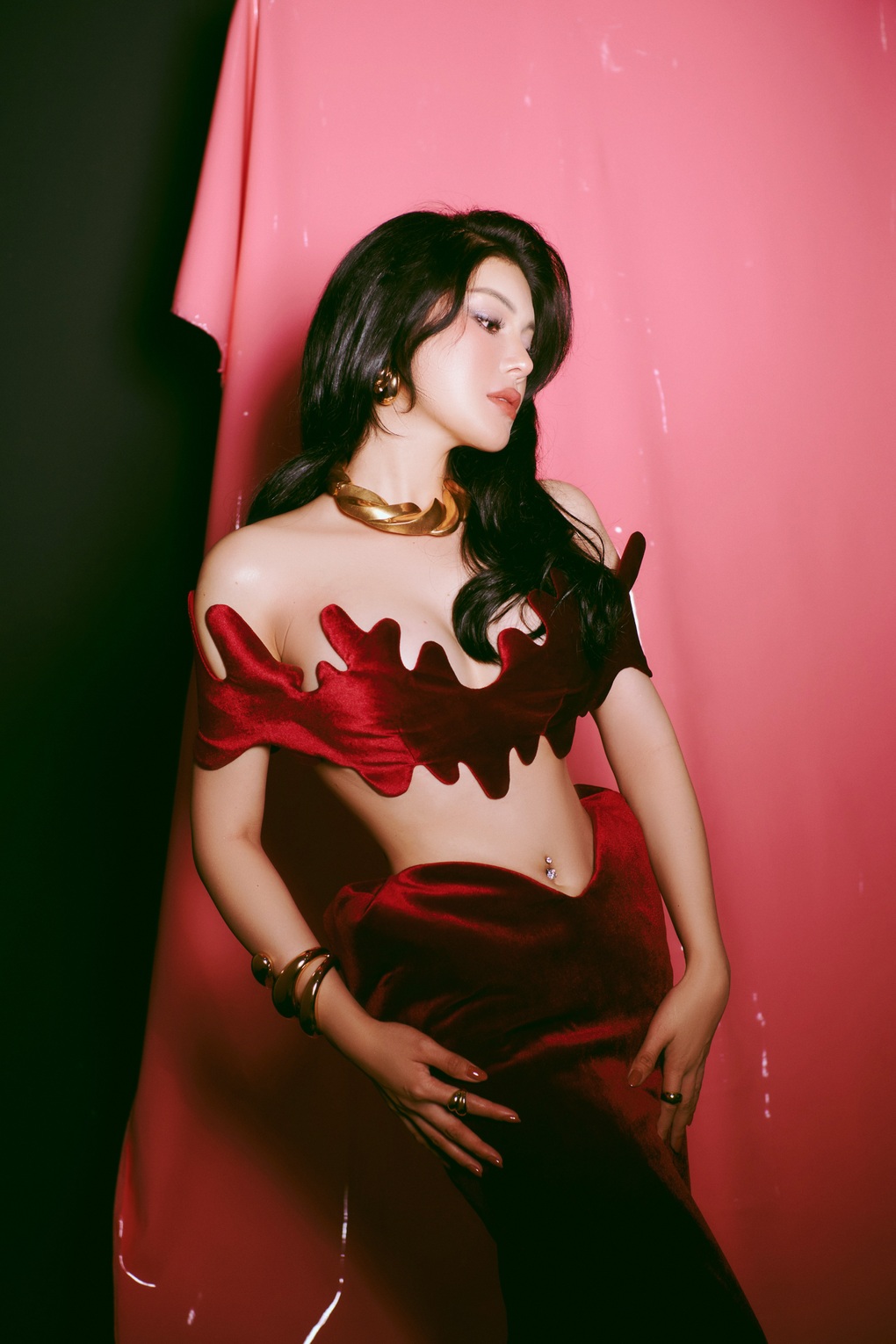 Ngọc nữ bolero Lily Chen nói lý do trở lại giảng đường ở tuổi 29 - 1 Ngọc nữ bolero Lily Chen nói lý do trở lại giảng đường ở tuổi 29 - 1