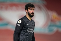 HLV Klopp thừa nhận Liverpool tan mộng vô địch Premier League