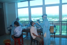 Quảng Trị:  Con trai tử vong vì Covid-19, mẹ nhiễm SARS-CoV-2