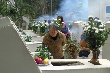 Hàng ngàn lượt khách đổ về Khu di tích Ngã ba Đồng Lộc