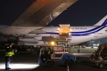 Mỹ, NATO dồn dập đưa vũ khí tới Ukraine