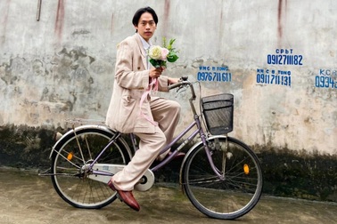 Từ lái xe công nghệ, 9x ở Hưng Yên thành hiện tượng với video triệu view