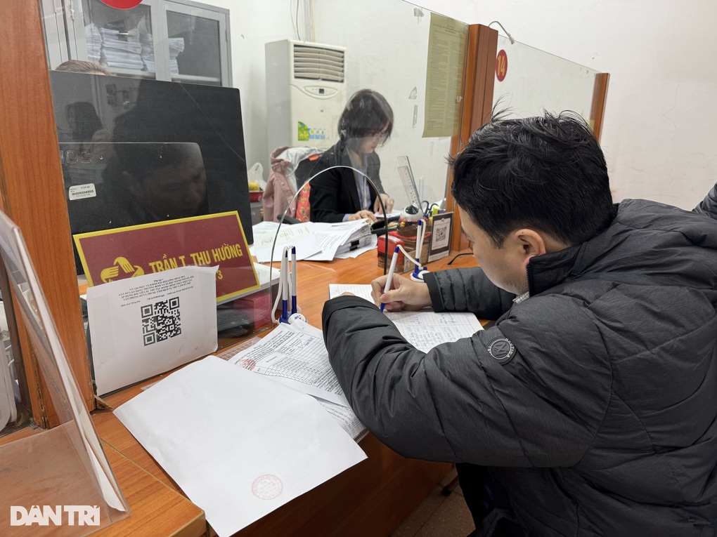 Hà Nội hướng dẫn thủ tục hưởng trợ cấp thất nghiệp - 2 Hà Nội hướng dẫn thủ tục hưởng trợ cấp thất nghiệp - 2