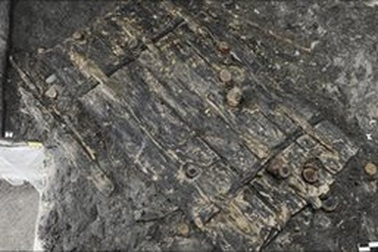 Phát hiện cánh cửa thời kỳ Đồ đá 5.100 tuổi