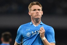 Hàng thải bỗng nở hoa, Man Utd đang "ném tiền qua cửa sổ"?