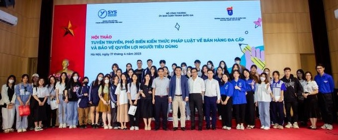 Chuỗi hội thảo thu hút hàng nghìn sinh viên các trường đại học tham dự.